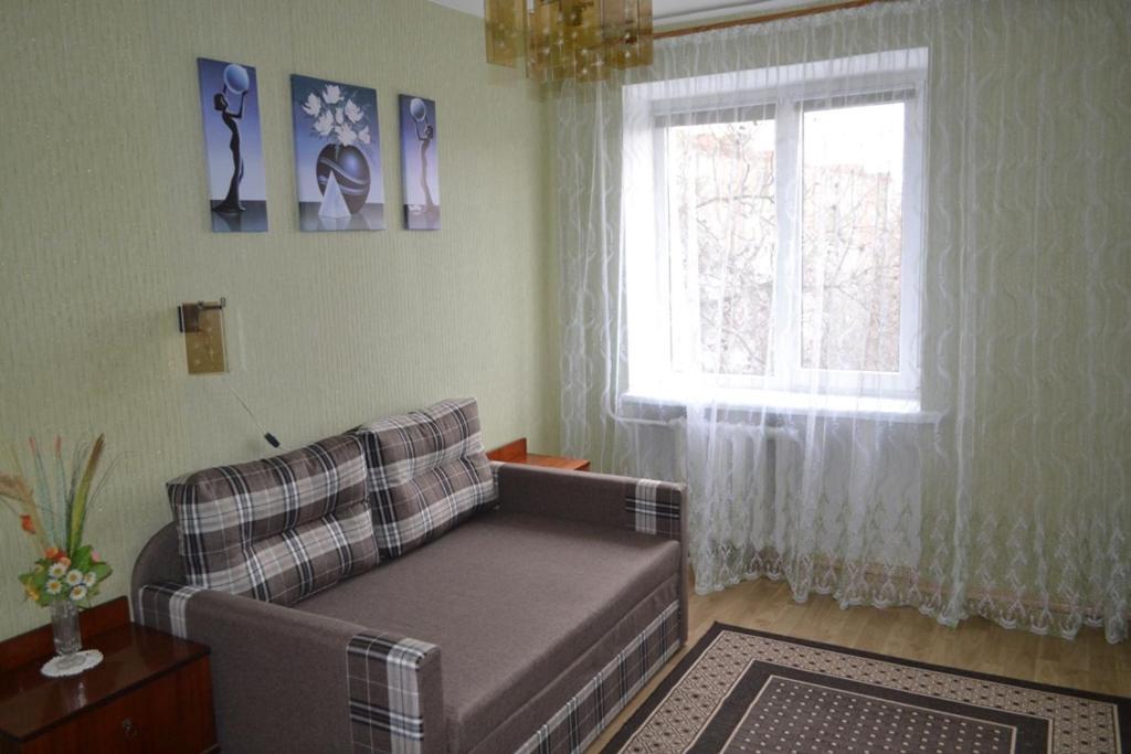 3-Х Комнатные Апартаменты На Данила Галицкого Kam'janec'-Podil's'kyj Esterno foto